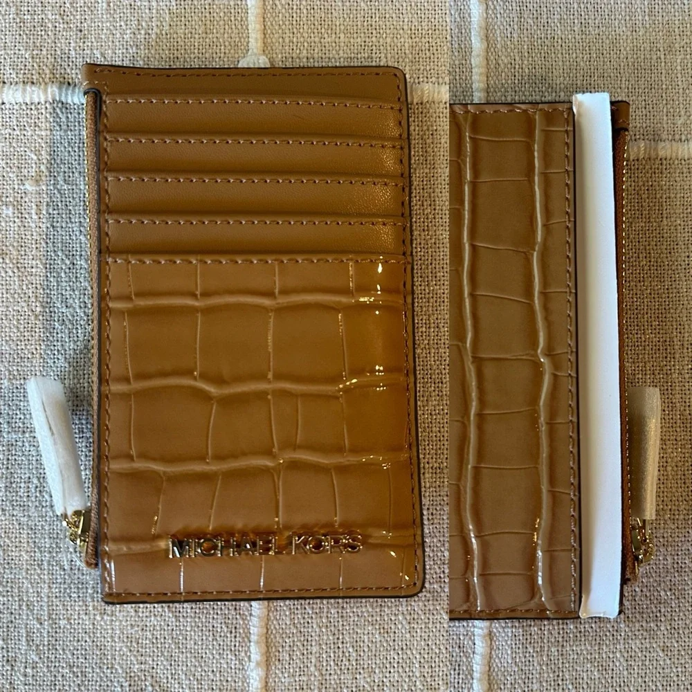 NWT Michael Kors Deer Tan Jet Set Travel Top Zip Card Case Wallet $228